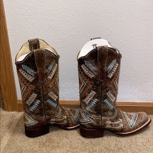Women corral boots